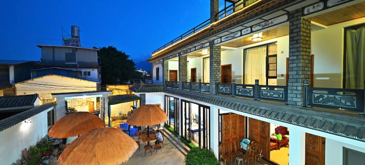 大理磻溪S湾春幸客栈图片