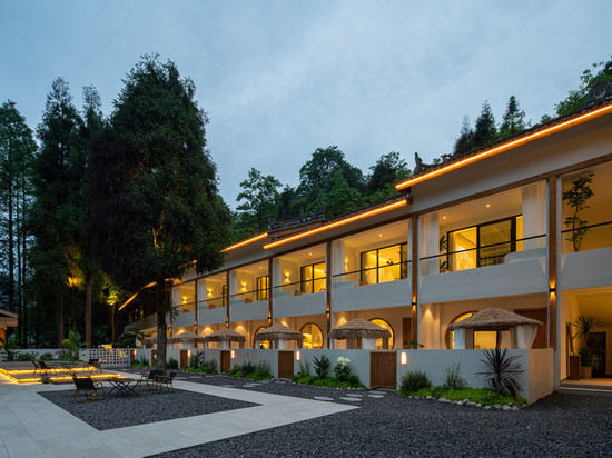 青城山山与墅·私汤民宿