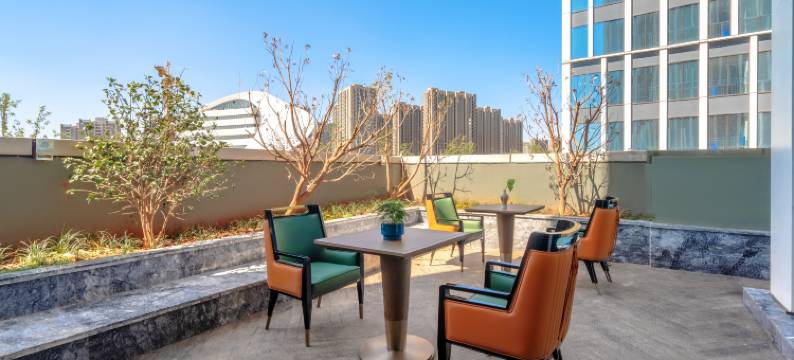 昆明华顾酒店(长水国际机场铂港现代广场店)图片