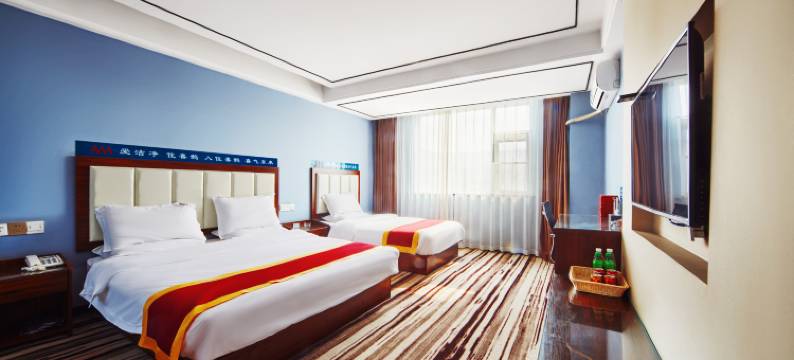 喜鹊主题酒店(郸城人民政府中心汽车站店)图片