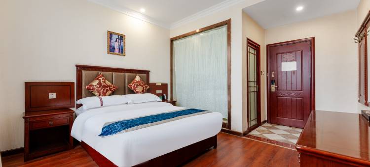 轻住·鑫都酒店(韩城民杨夜市店)图片