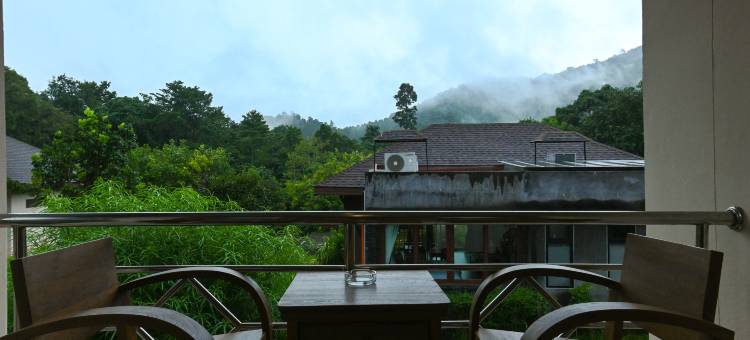 卡萨德·塔拉 苏梅(Cascade Tara)图片