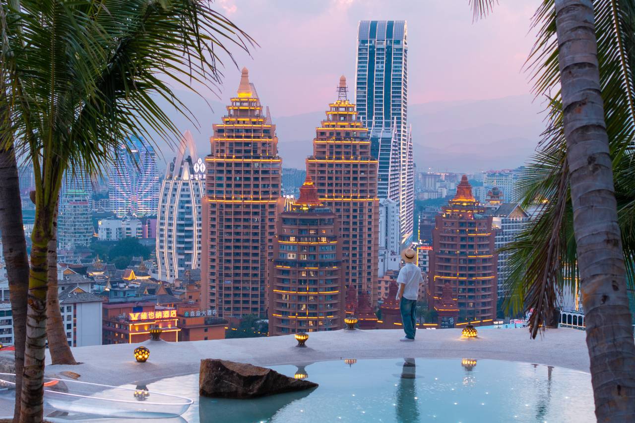 西双版纳景洪椿山夕上SAND POOL半山度假酒店图片