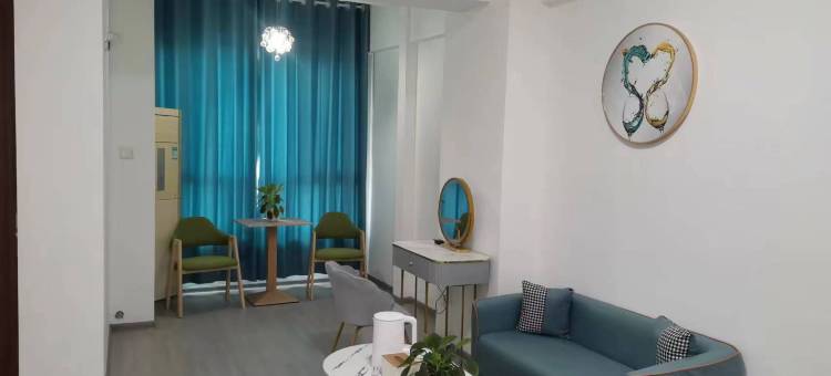 拾光民宿(保利中心店)图片