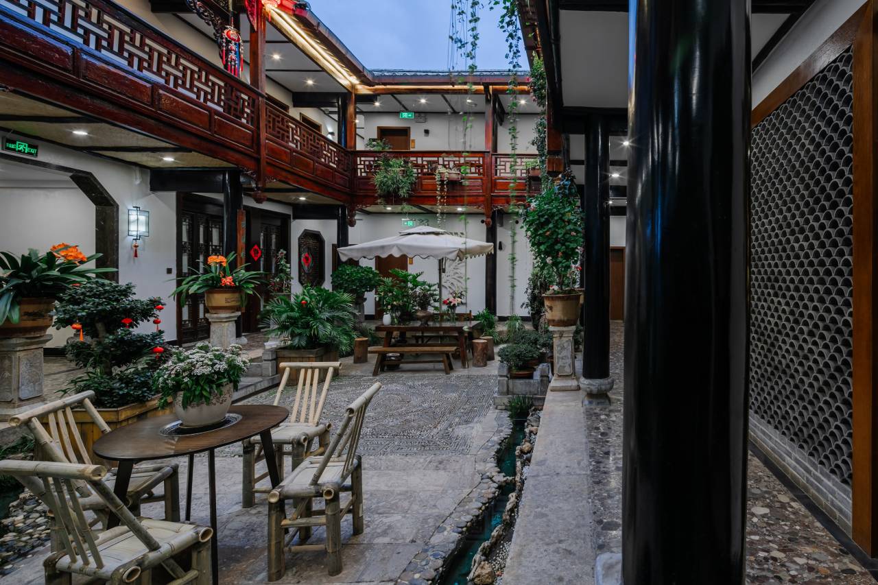 聚和·Holiday丨纳西庭院度假人文美宿(丽江古城木府南门店)图片