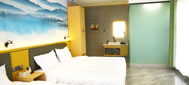 有涧酒店(中国漠河美食一条街店)图片