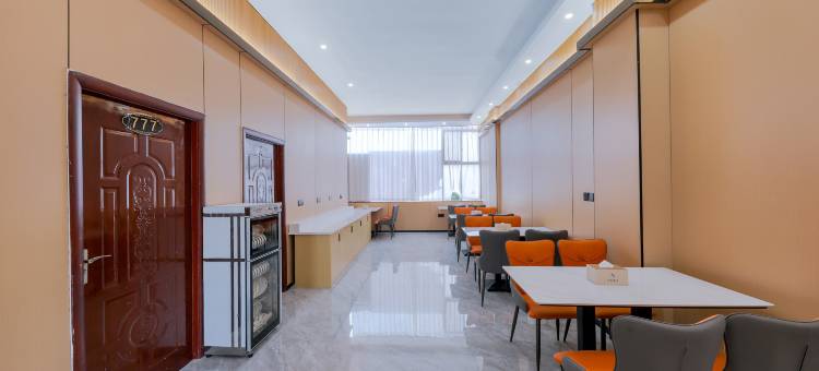 云尚酒店(宜春高安市瑞阳大道鹏泰百货店)图片