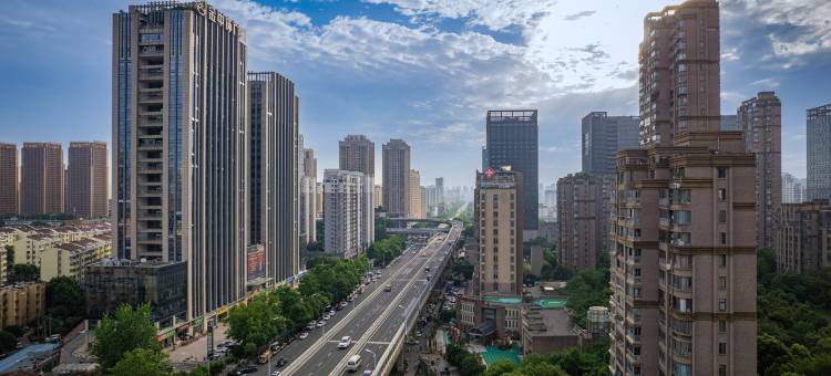 网鱼电竞酒店(合肥绿地赢海朱岗地铁站店)图片