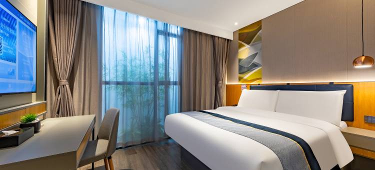 如家商旅酒店(深圳会展中心岗厦地铁站店)图片