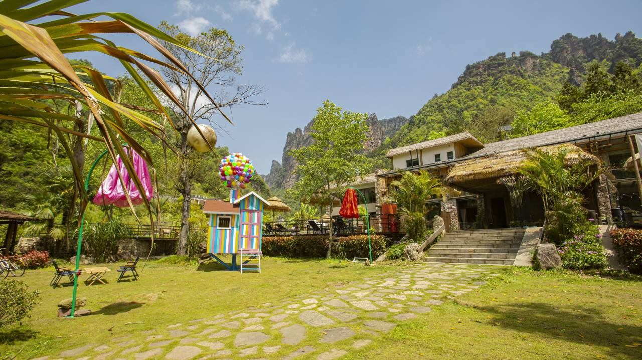 回家的孩子·Canyon峰林溪畔民宿(张家界国家森林公园武陵源店)图片