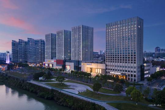 宜昌富力皇冠假日酒店(三峽遊客中心伍家崗萬達廣場店)