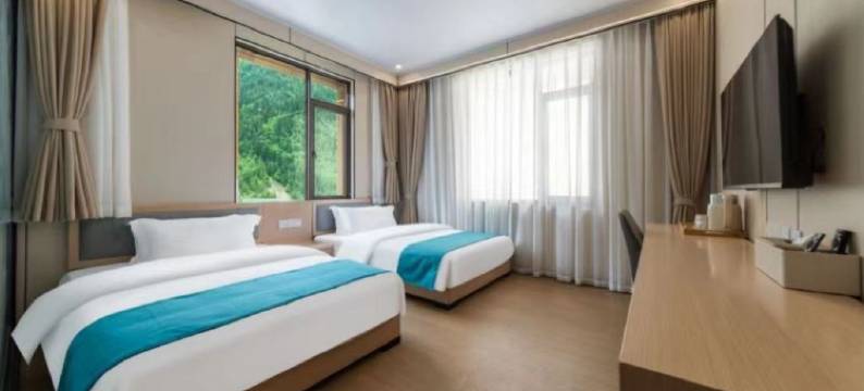 归云清风民宿(四姑娘山日隆镇民族风情老街店)图片