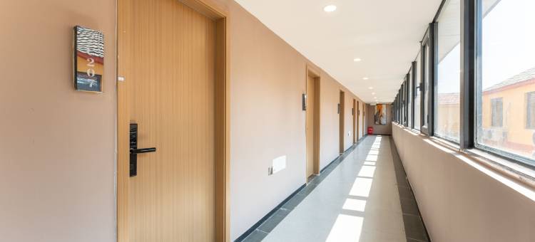 轻住酒店(济南山东省肿瘤医院店)图片