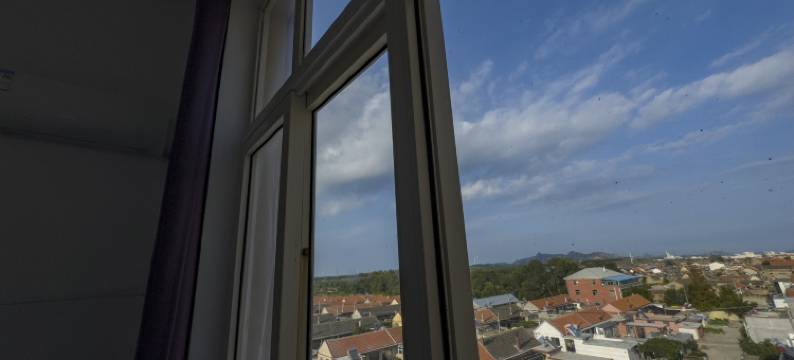 荣成东海岸商务宾馆(成山镇西霞口动物园店)图片