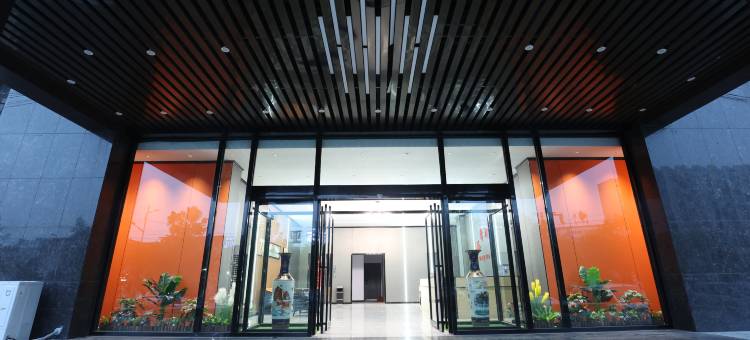 鑫季酒店(新郑郭店镇黄金大道店)图片