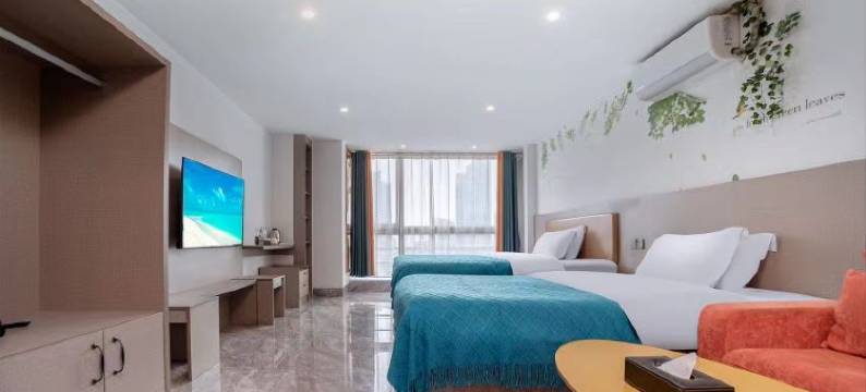 青山春风里民宿(富雅国际生活广场店)图片