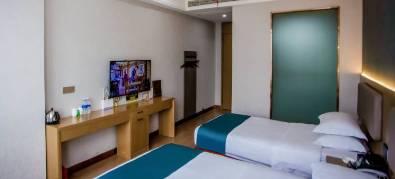 英山锦泰康年大酒店图片