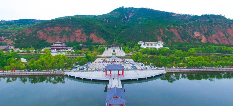 崇信季朵酒店图片