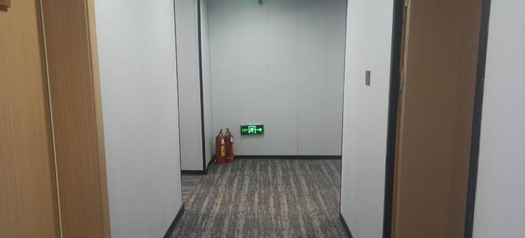 界首沐风电竞酒店图片
