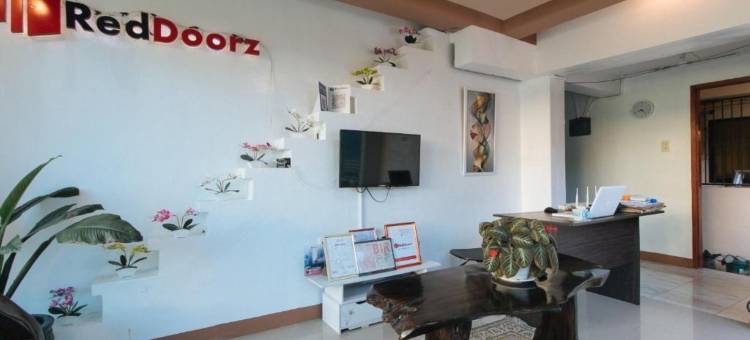 红多兹Plus酒店-近拉古娜路易斯安那市(Reddoorz Plus near Municipality of Luisiana Laguna)图片