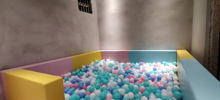 岭海茗居·潮汕特色民宿(汕头高铁站店)图片