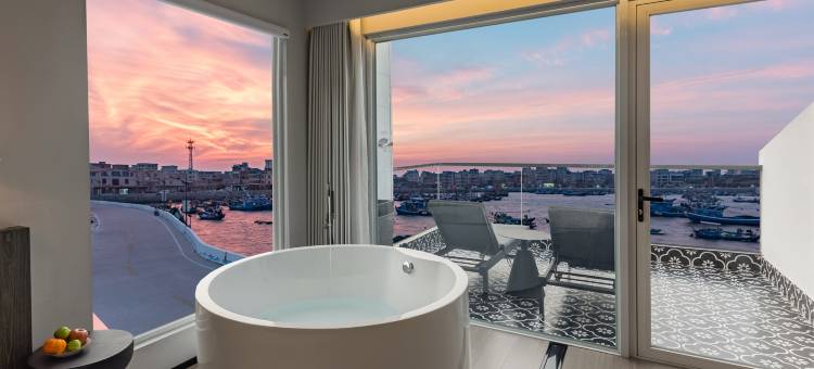 花筑·獭窟一号海景民宿(月亮湾沙滩店)图片