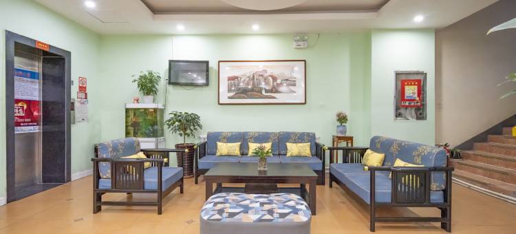 乌鲁木齐禾美酒店(德汇万达和田二街店)图片