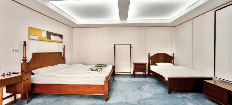 青岛永日香酒店(台东步行街海泊河公园地铁站店)图片