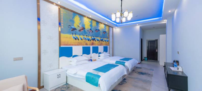 威宁风烛流年度假酒店(草海火车站工贸职业技术学院店)图片