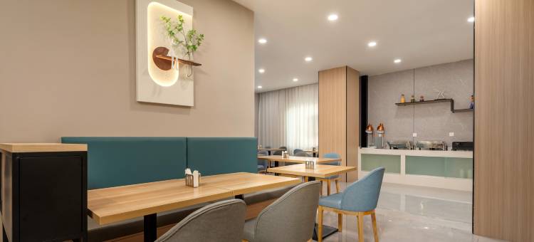 如家悠游电竞酒店(太原理工大学地铁站店)图片