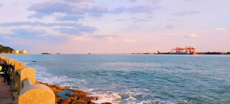 远洋假日酒店(连云港海上云台山景区店)图片