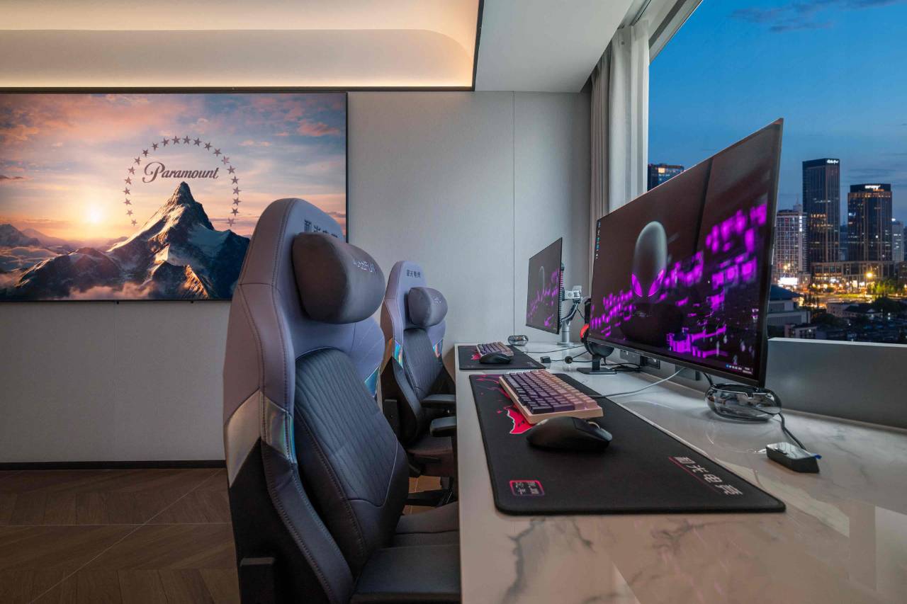 和光·ALIENSPACE外星人电竞酒店(成都合生汇光华公园地铁站店)图片