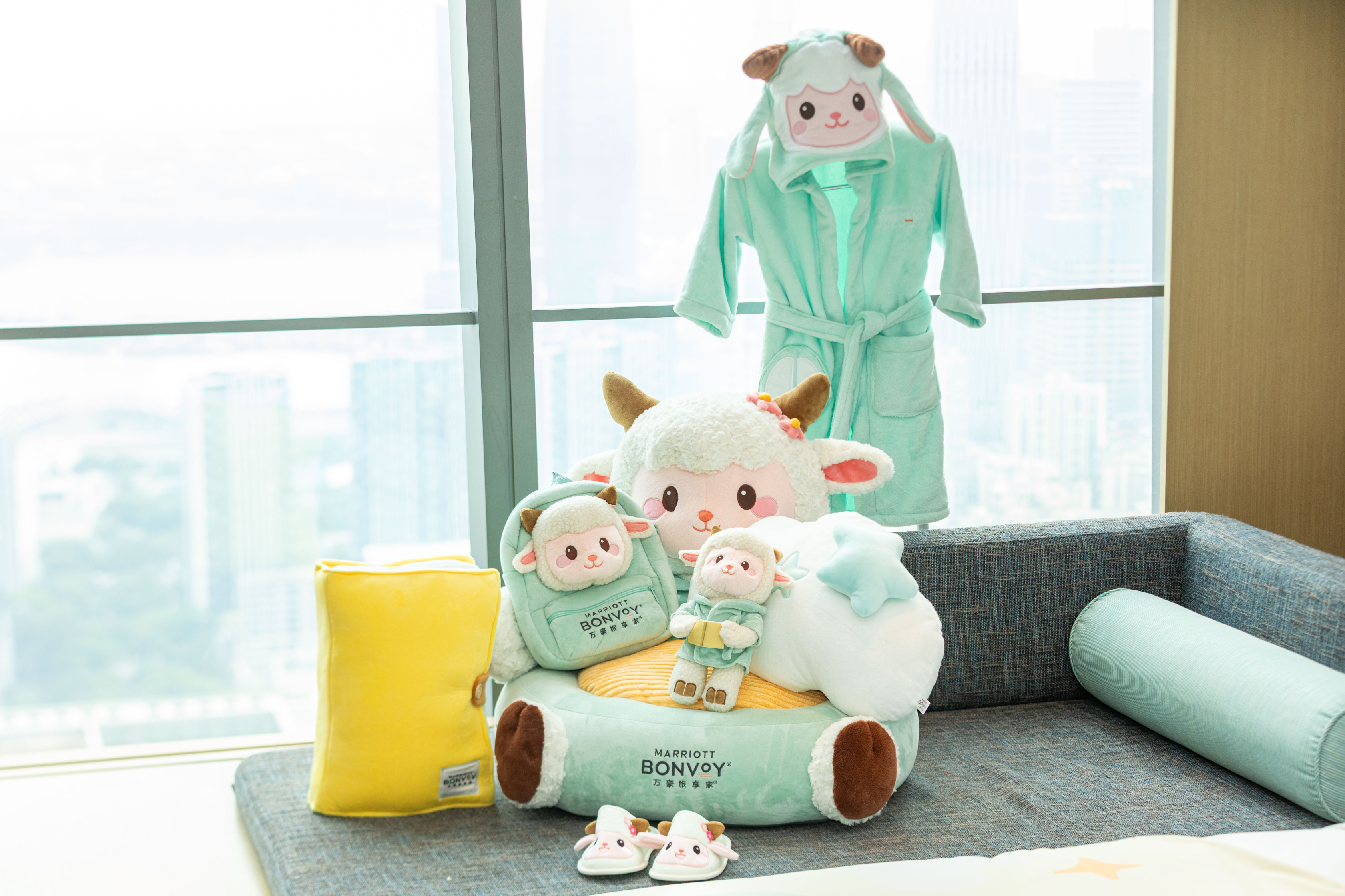 Renaissance Shenzhen Bay Hotel Over view