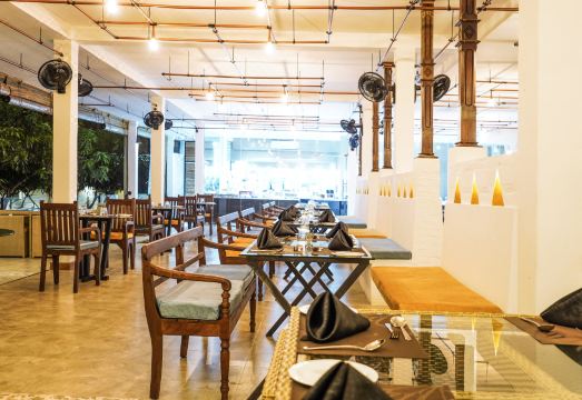 Amba Yaalu - Thema Collection 