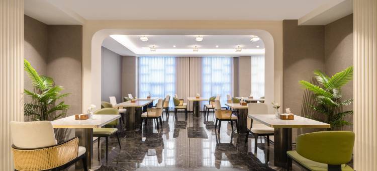 金鹏四季酒店(阳春东湖公园店)图片