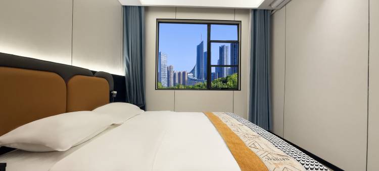 飓龙电竞酒店(绵阳高铁站店)图片