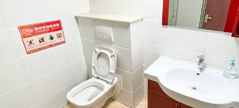 三只猫青年旅社(广益地铁站店)图片