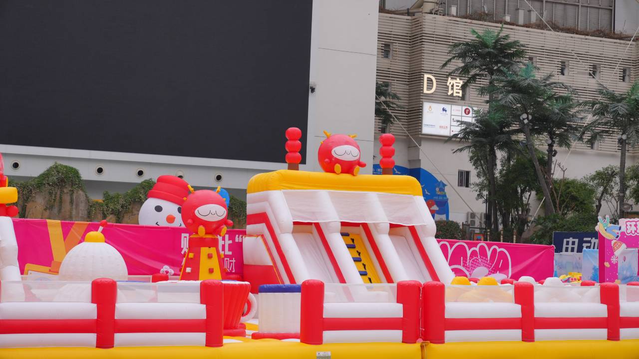 成都环球中心天堂洲际大饭店图片