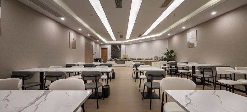 怡致酒店(成都川师成龙校区龙安站地铁A口店)图片