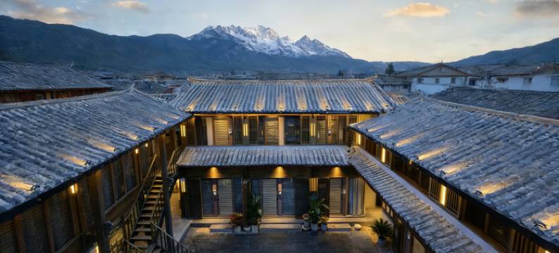 一生有你丨CafeCoCo日照金山·屋顶花园设计师民宿(古城大水车店)图片