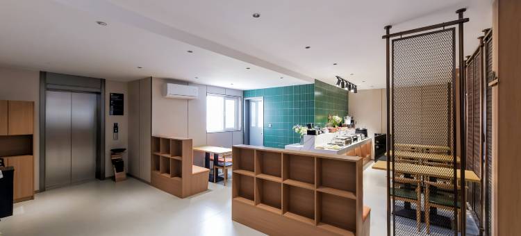 铂锐酒店(嘉峪关镜铁市场诚信广场店)图片