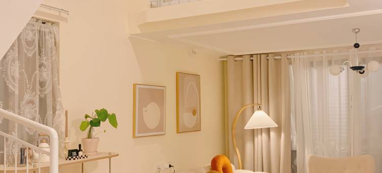 栖幕影音·CityNest·LOFT拾光逸居(青花东岸艾溪湖东地铁站店)图片