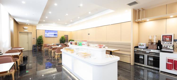 清水湾臻品酒店(包头钢铁大街店)图片