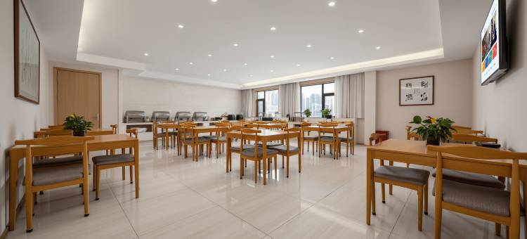 欣诚酒店(西安明光路霸城门地铁站店)图片