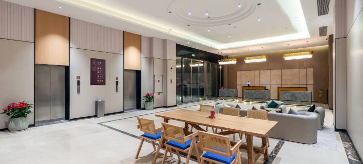 如家华驿酒店(北海北部湾广场高铁站店)图片