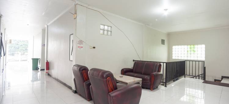 茂物市朱安达维斯玛RedPartner酒店(Wisma Juanda Bogor RedPartner)图片
