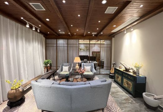 Foodie Guest House Hotel Overview