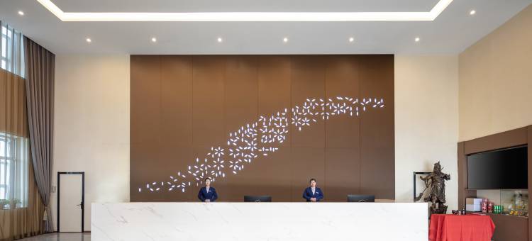 人禾大酒店(通辽市万达广场店)图片