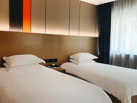 康县兴周快捷酒店(康县汽车站店)