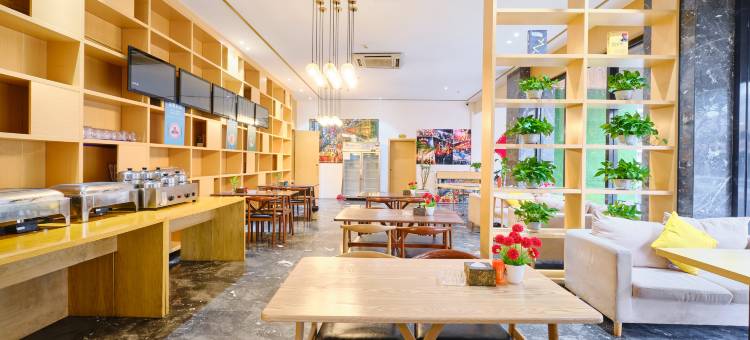 快乐适家酒店(达州市职业高级中学店)图片